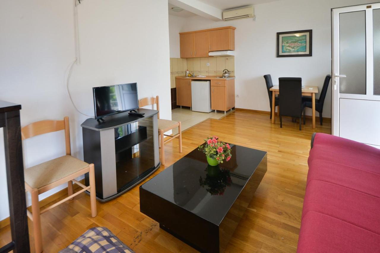 Disney Apartments Μπούντβα Εξωτερικό φωτογραφία