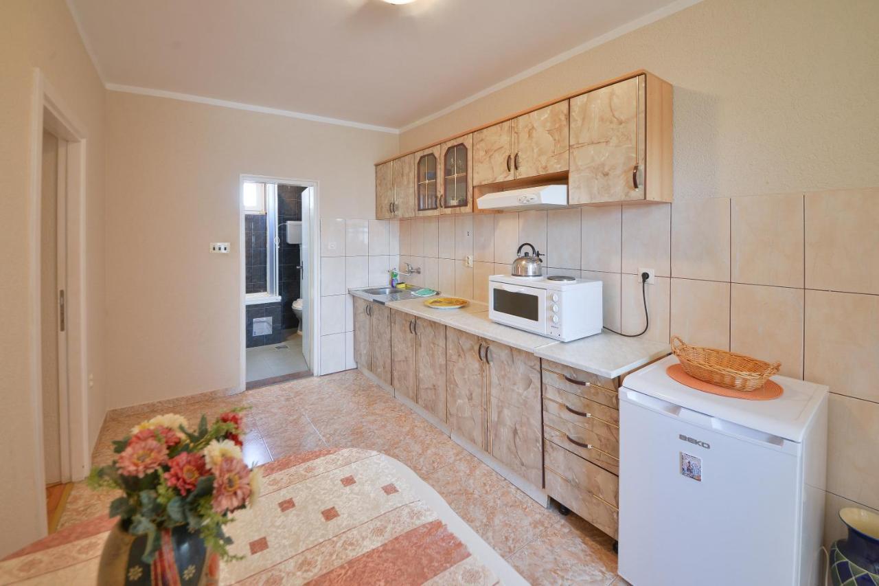 Disney Apartments Μπούντβα Εξωτερικό φωτογραφία