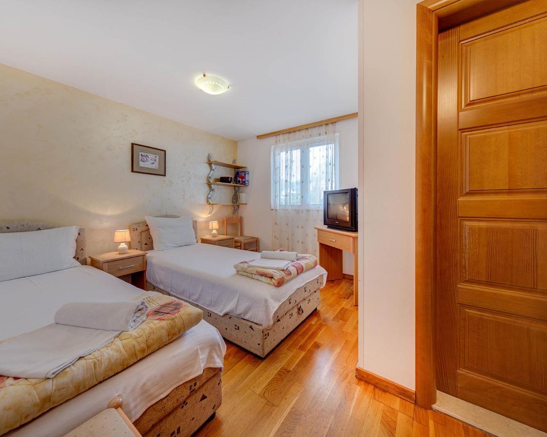 Disney Apartments Μπούντβα Εξωτερικό φωτογραφία