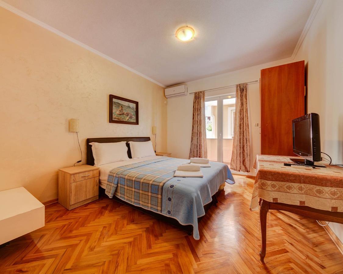 Disney Apartments Μπούντβα Εξωτερικό φωτογραφία