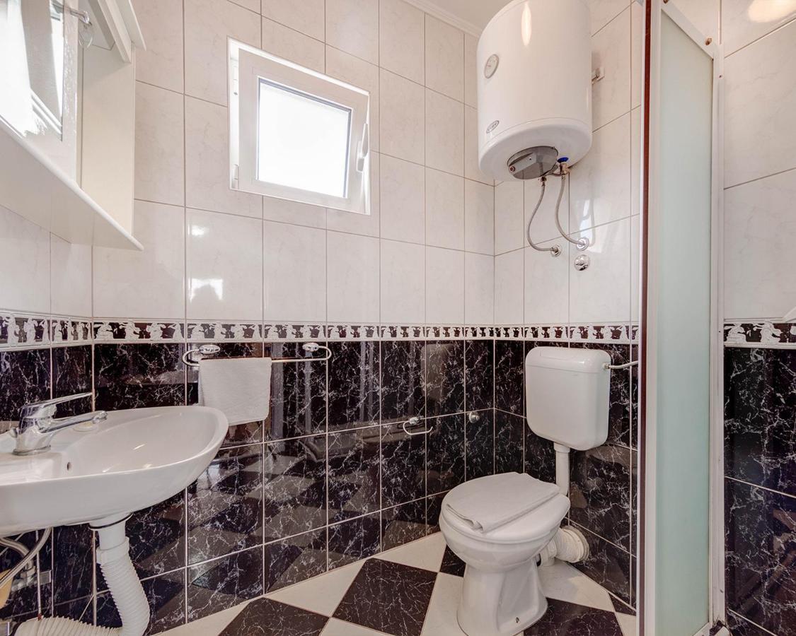 Disney Apartments Μπούντβα Εξωτερικό φωτογραφία